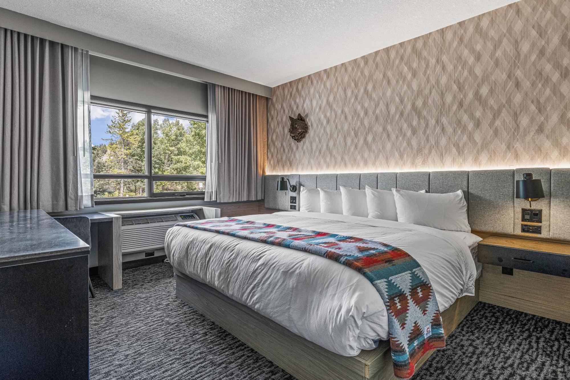 Mtn House By Basecamp Hotel Canmore Exterior foto