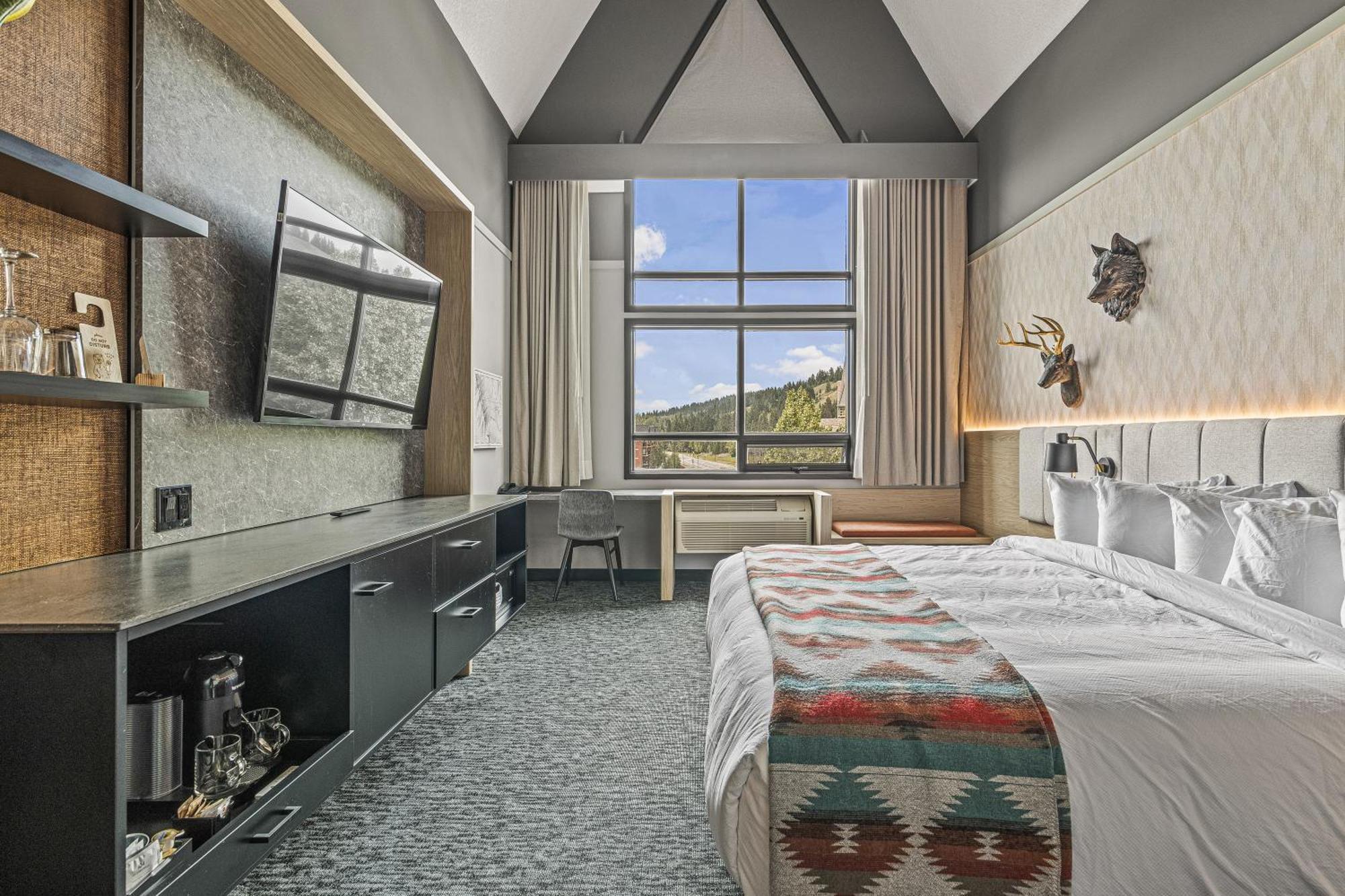 Mtn House By Basecamp Hotel Canmore Exterior foto