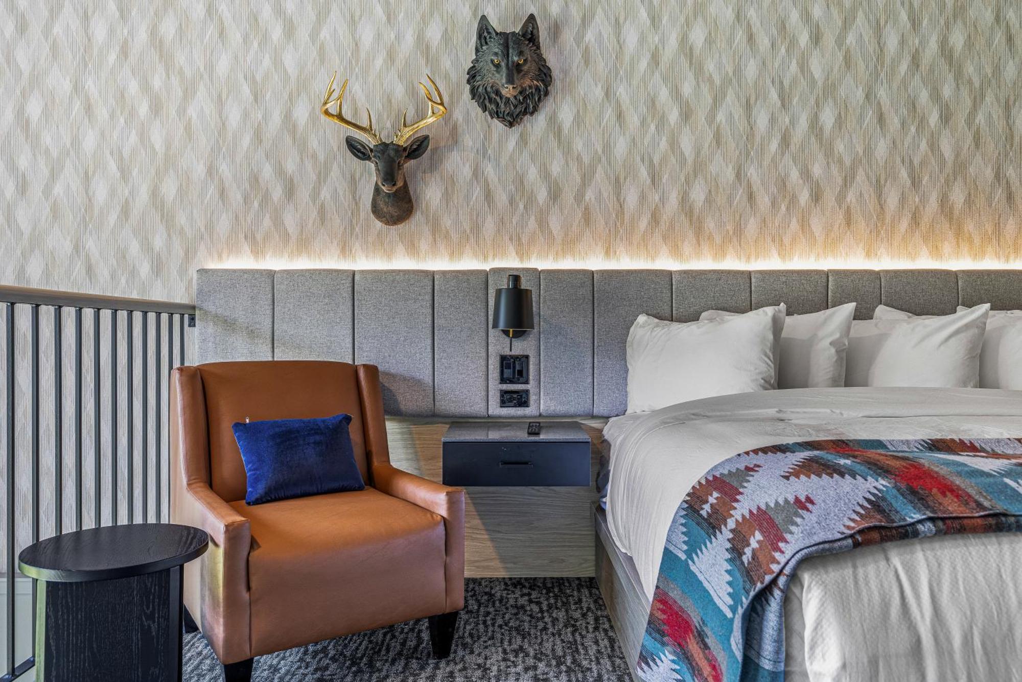Mtn House By Basecamp Hotel Canmore Exterior foto